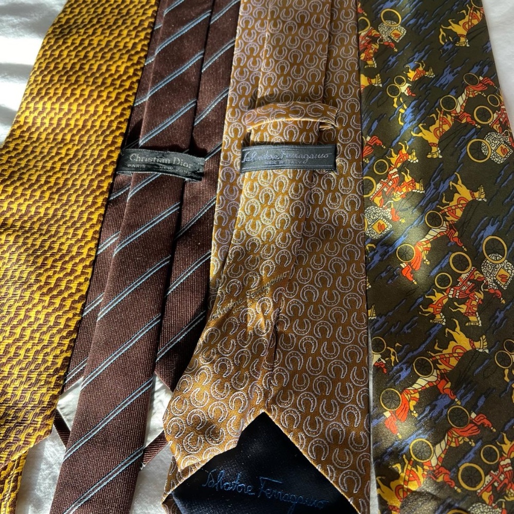 Bundle of four ties